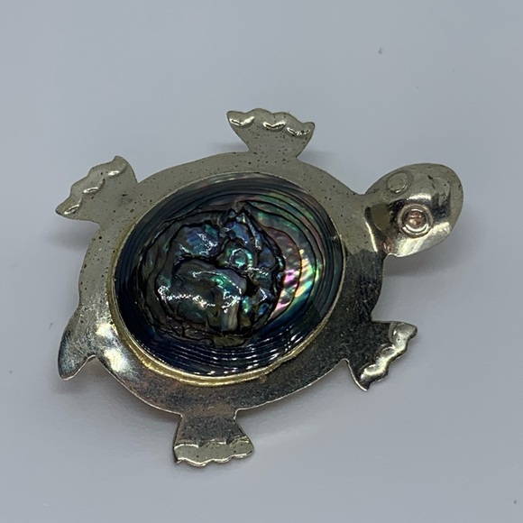 Sterling Silver and Abalone Turtle Brooch - Picture 4 of 5